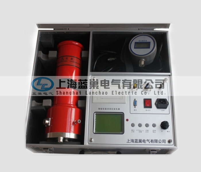 ZGF-120KV/2mA大屏智能直流高壓發(fā)生器。應(yīng)用AIPWM技術(shù)，對(duì)PWM技術(shù)的不準(zhǔn)確線性度進(jìn)行了調(diào)整，使儀器精度得到了大幅度提高。并采用AI技術(shù)設(shè)定過(guò)壓保護(hù)和過(guò)流保護(hù)取代了數(shù)字撥盤開關(guān)只能設(shè)定電壓值